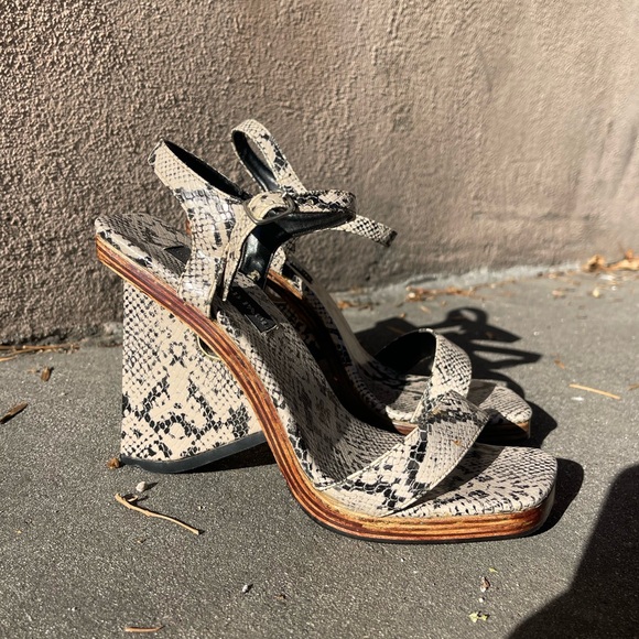 Vintage Y2K Snakeprint Funky Heel Edward Paul - Picture 3 of 12